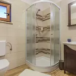 Elida Villa Pazin