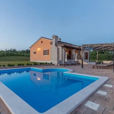 Βίλα Elida With Heated Pool - Istria