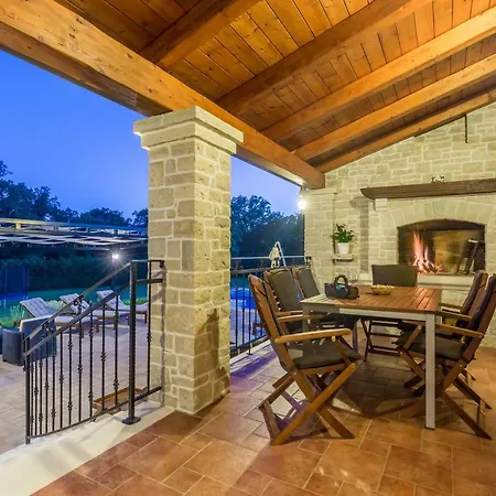 Elida With Heated Pool - Istria * Pazin